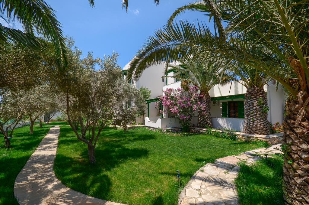 Studios Vrettos Beachfront Hotel Pláka Zewnętrze zdjęcie