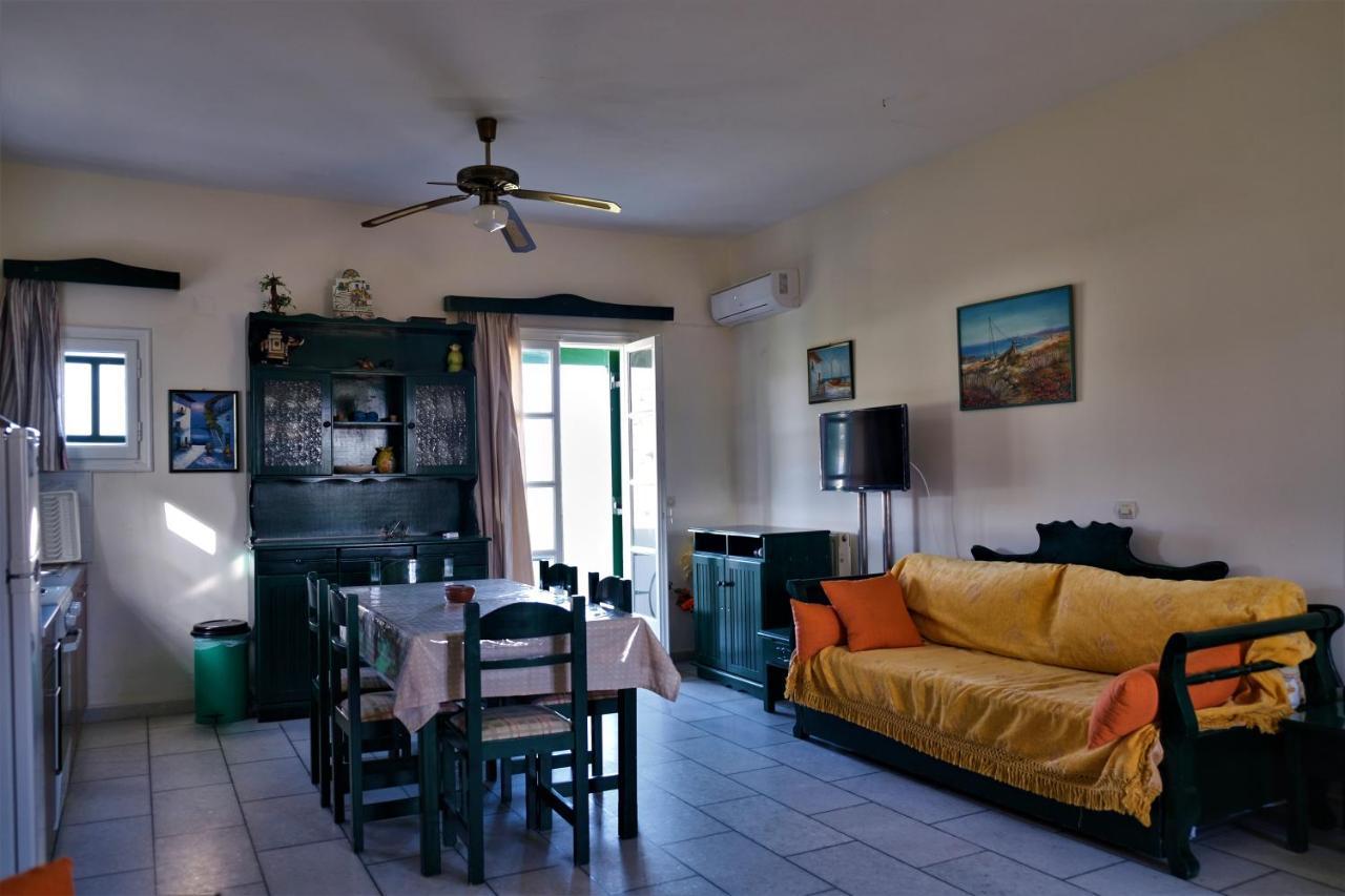 Studios Vrettos Beachfront Hotel Pláka Zewnętrze zdjęcie