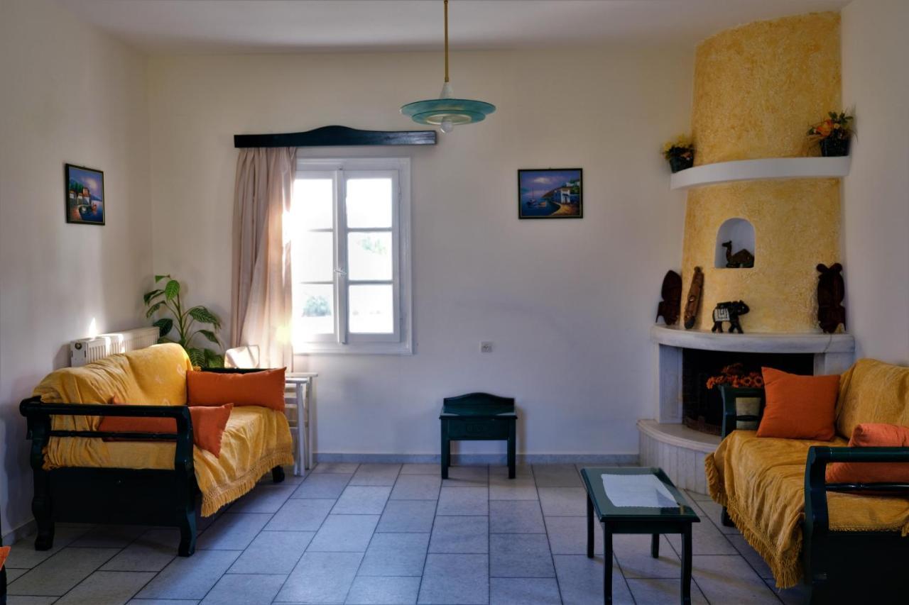 Studios Vrettos Beachfront Hotel Pláka Zewnętrze zdjęcie