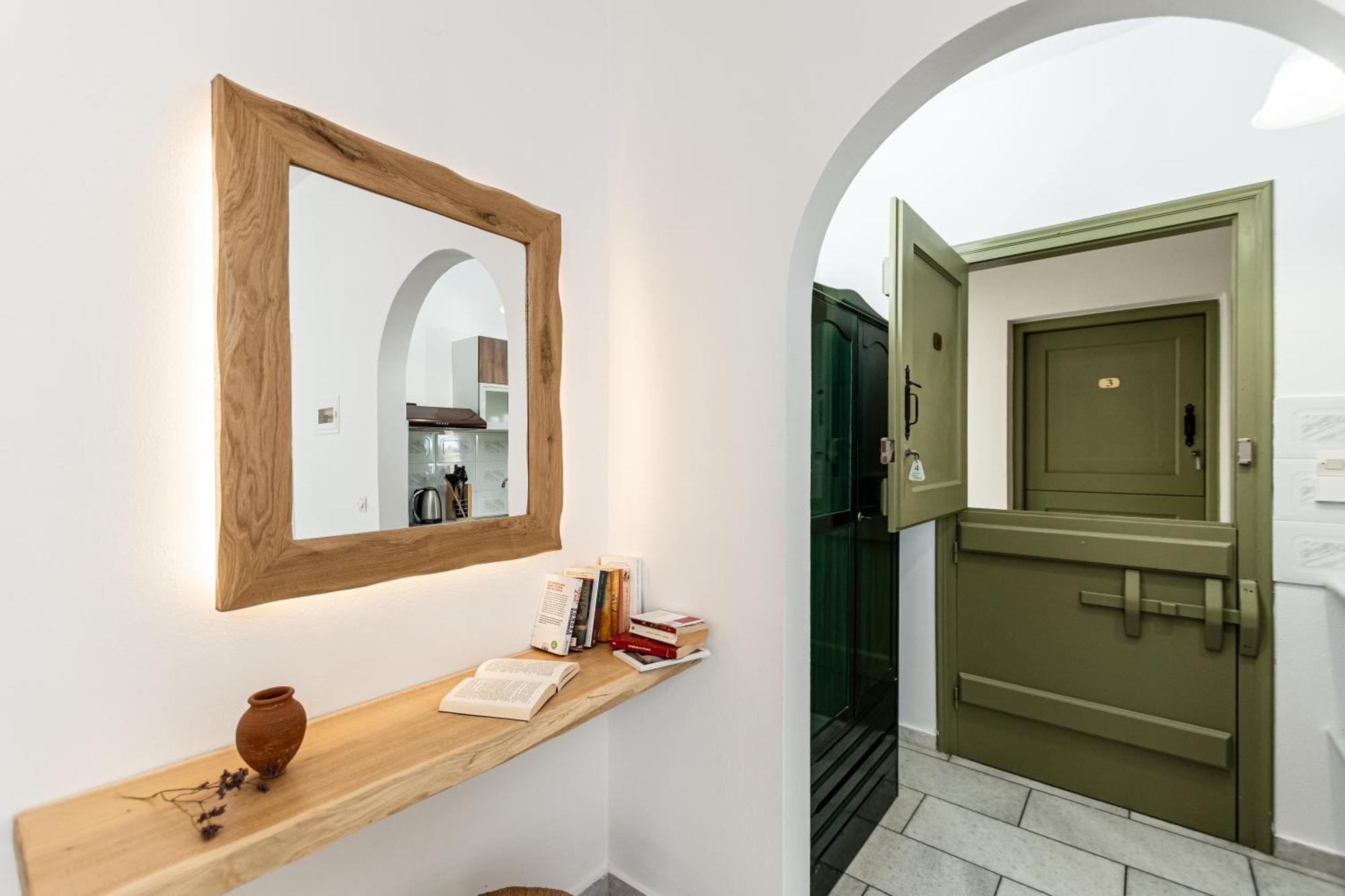 Studios Vrettos Beachfront Hotel Pláka Zewnętrze zdjęcie