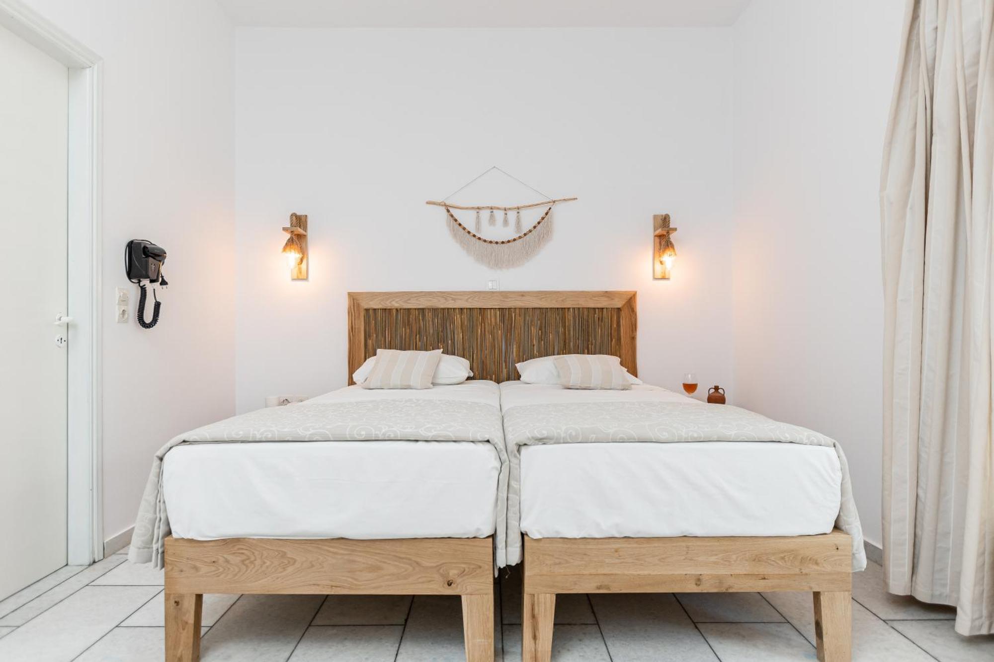 Studios Vrettos Beachfront Hotel Pláka Zewnętrze zdjęcie