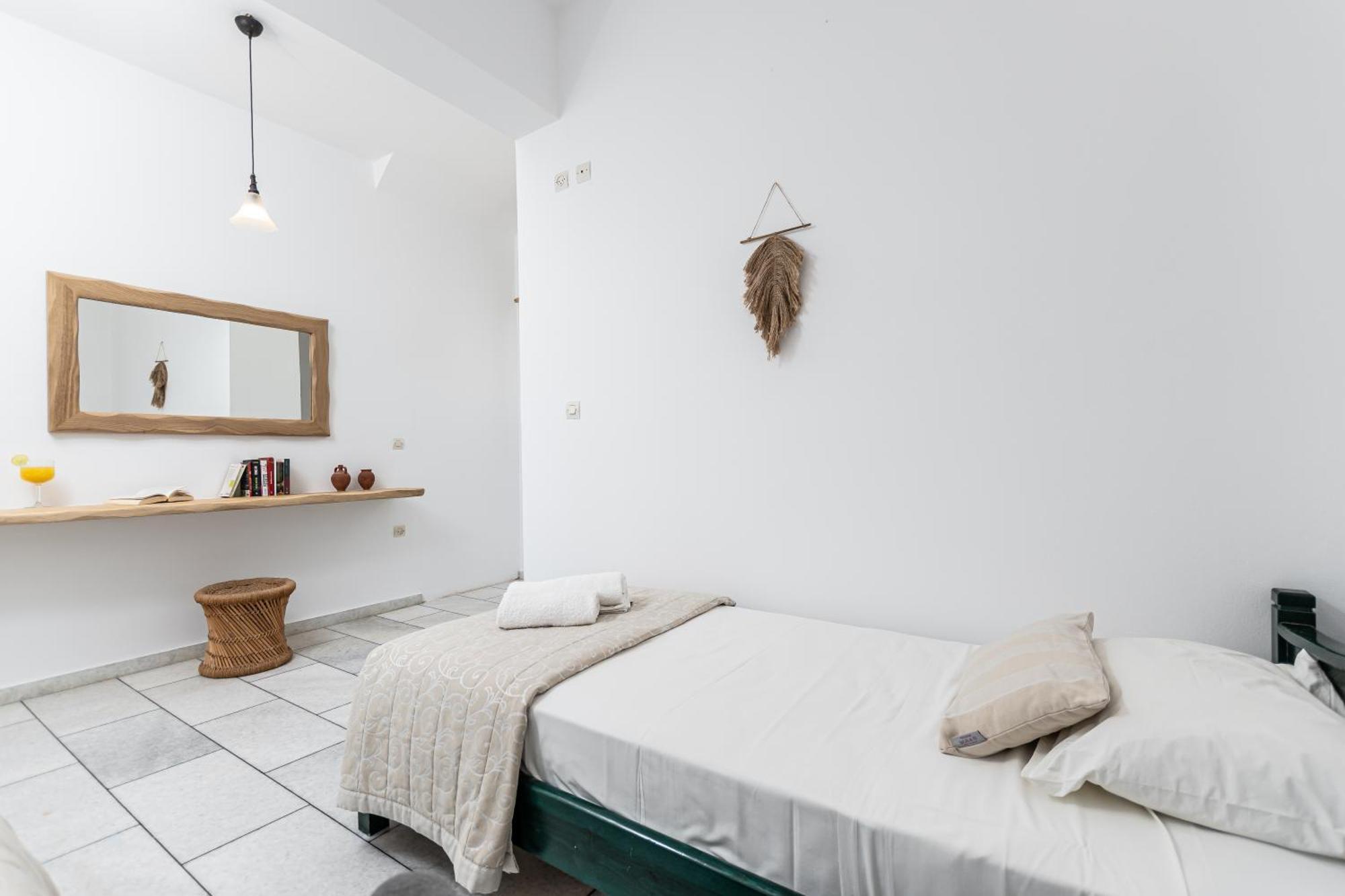 Studios Vrettos Beachfront Hotel Pláka Zewnętrze zdjęcie